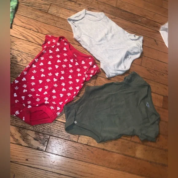 3-6m boy and 6-12m boy baby clothes bundle - Picture 3 of 15